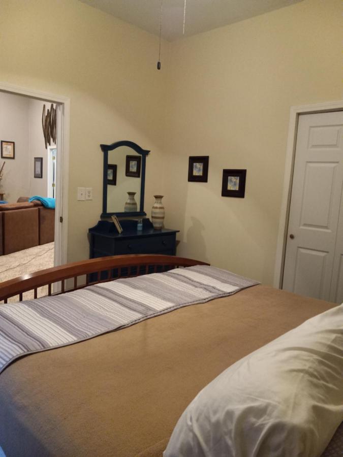 The Barrel House Bed & Breakfast Villa Loretto Екстериор снимка